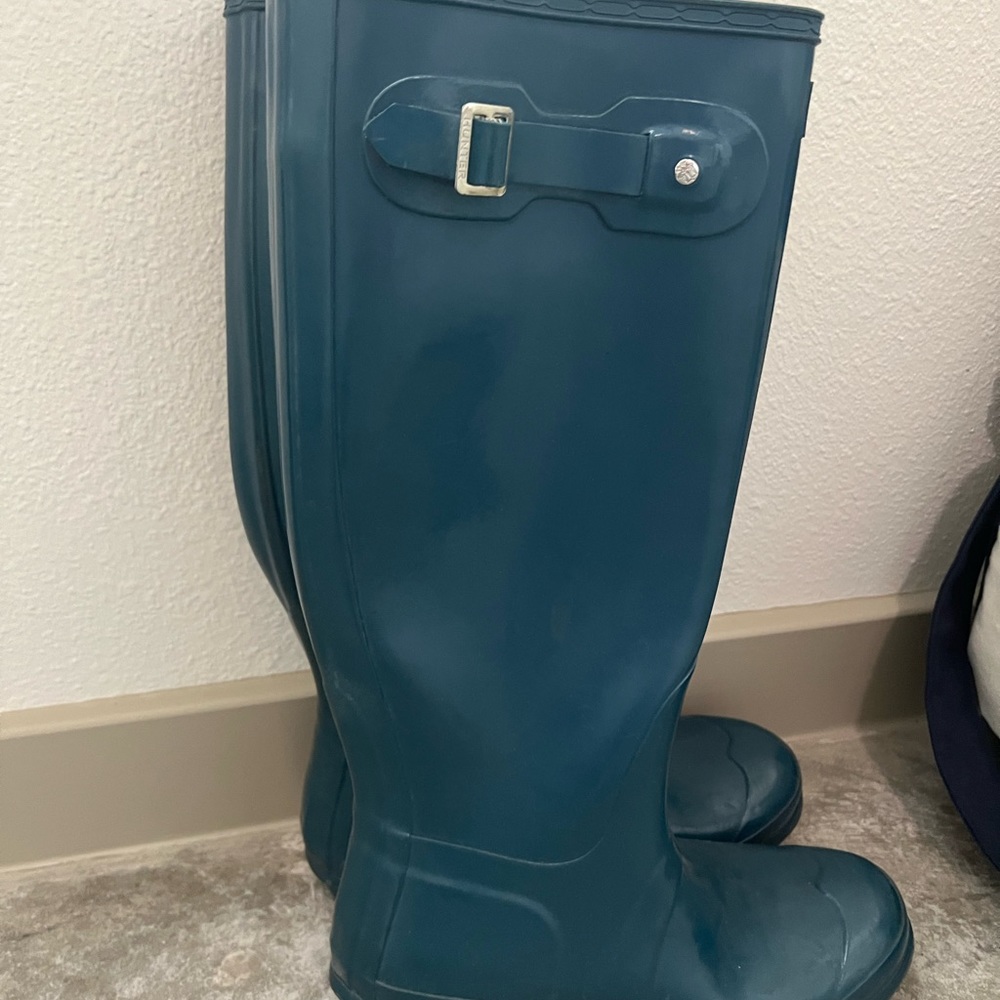 Hunter boots teal